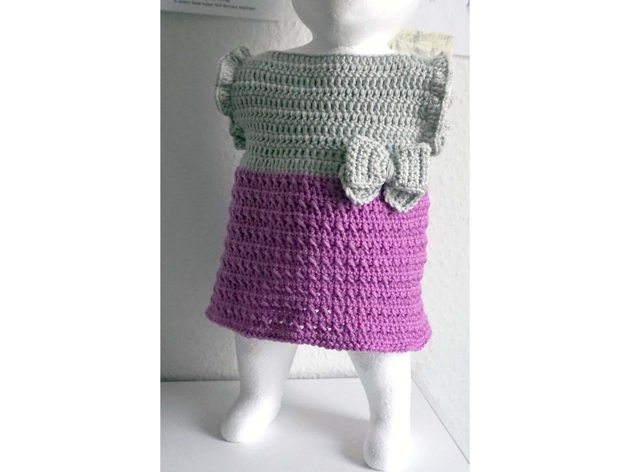 Crochet pattern for an adorable baby dress