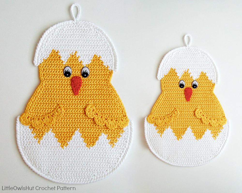 112 Little Chicken Easter decor or potholder