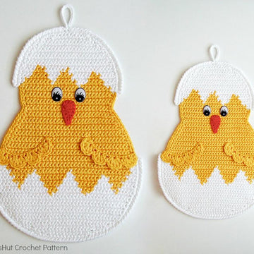 112 Little Chicken Easter decor or potholder