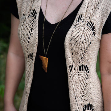Deltoid Leaf Vest