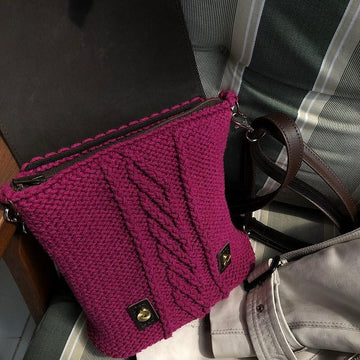City Friend Messenger Bag