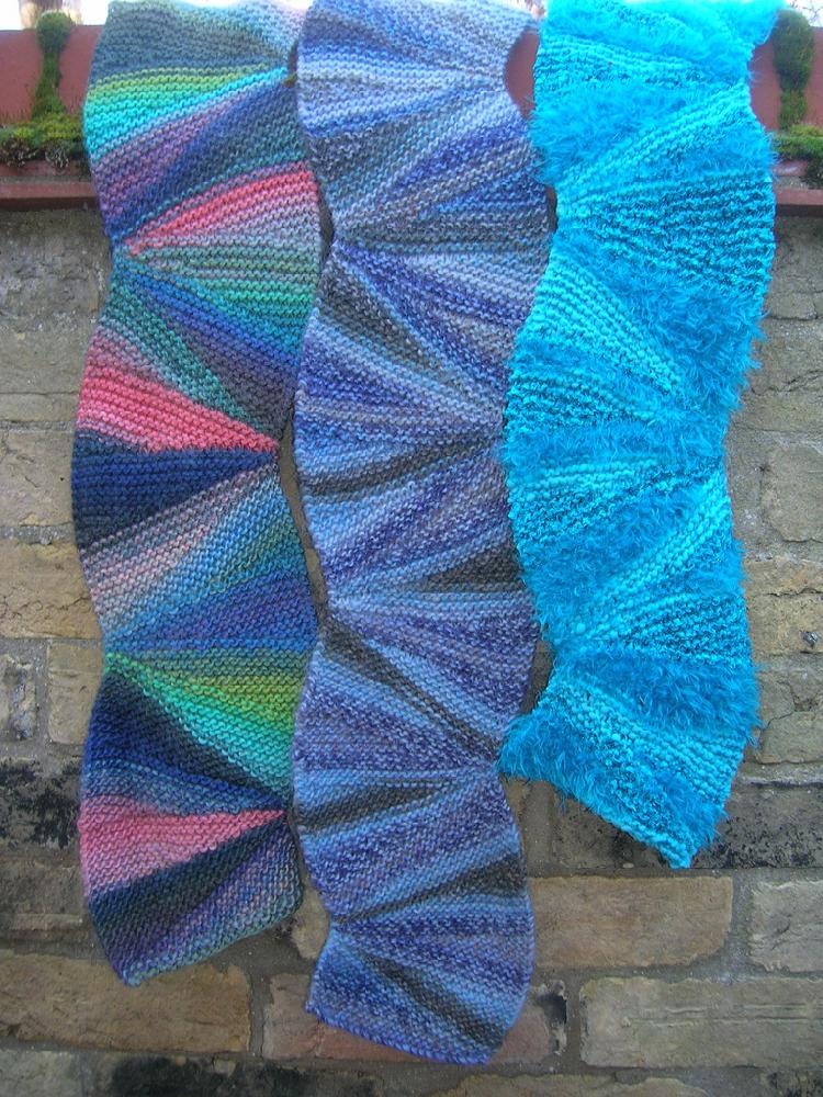 Helter-Skelter Scarf