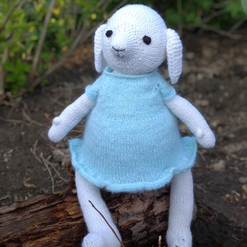Sheep knitting pattern. Knitted lamb toy