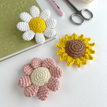 No sew crochet Flower keychain pattern bundle, Daisy, Sunflower and Flower charm