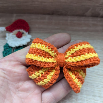 Striped Bow Hair Clip English-US