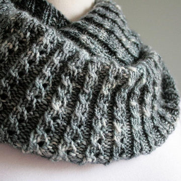Twisted Rib Neckwarmer