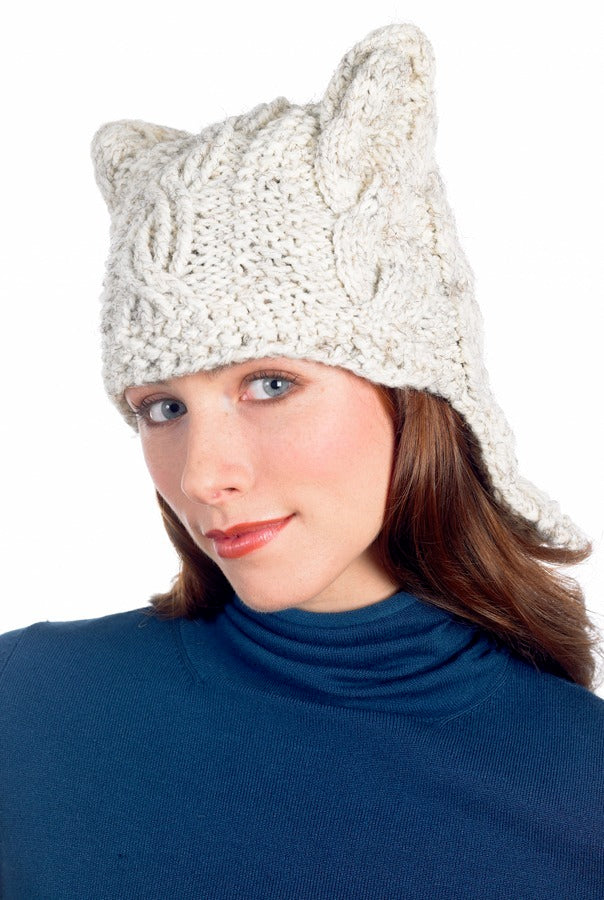 Quick Cabled Hat in Lion Brand Wool-Ease Chunky - 50607