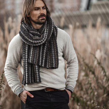 Bernard Houndstooth Scarf