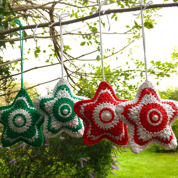 Christmas star bauble I by HueLaVive
