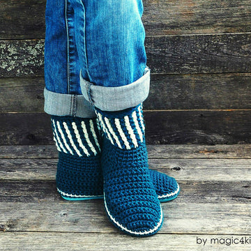 Flip-flop blue boots