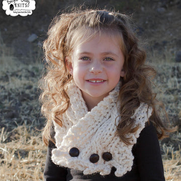 Cabled Knit Cowl