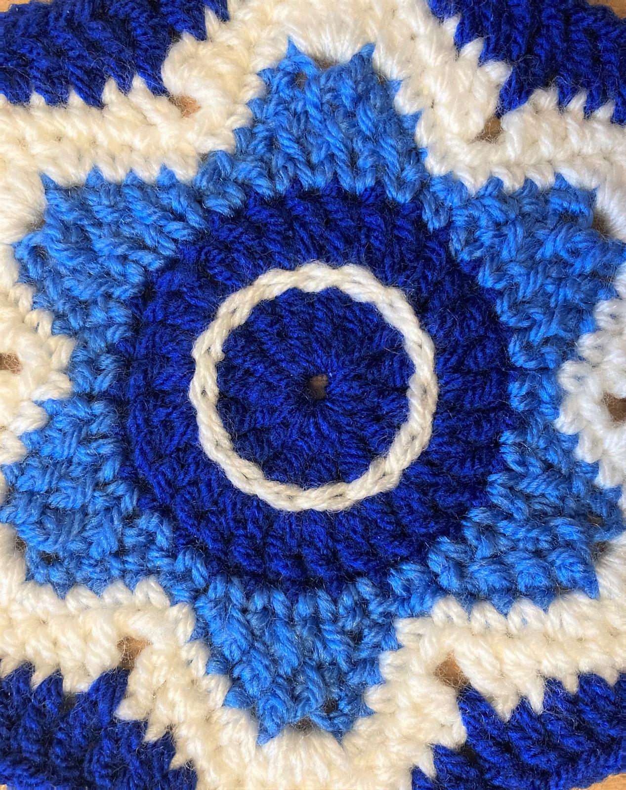 Flower Hexagon by HueLaVive