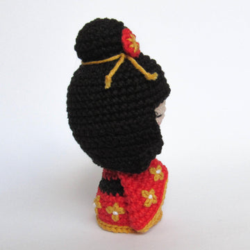 Kokeshi Doll amigurumi doll - crochet pattern by Crochelandia