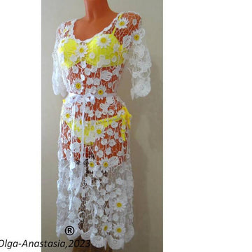 Lace beach tunic with daisies