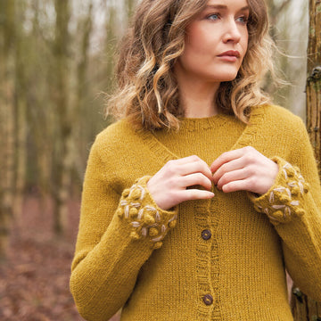 Bobby Vest in Rowan Alpaca Classic - ZB328-00002-ENPFRP - Downloadable PDF