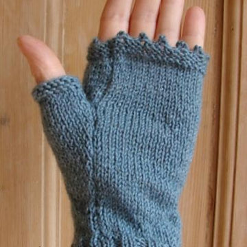 Bunny/Rabbit fingerless gloves/mitts
