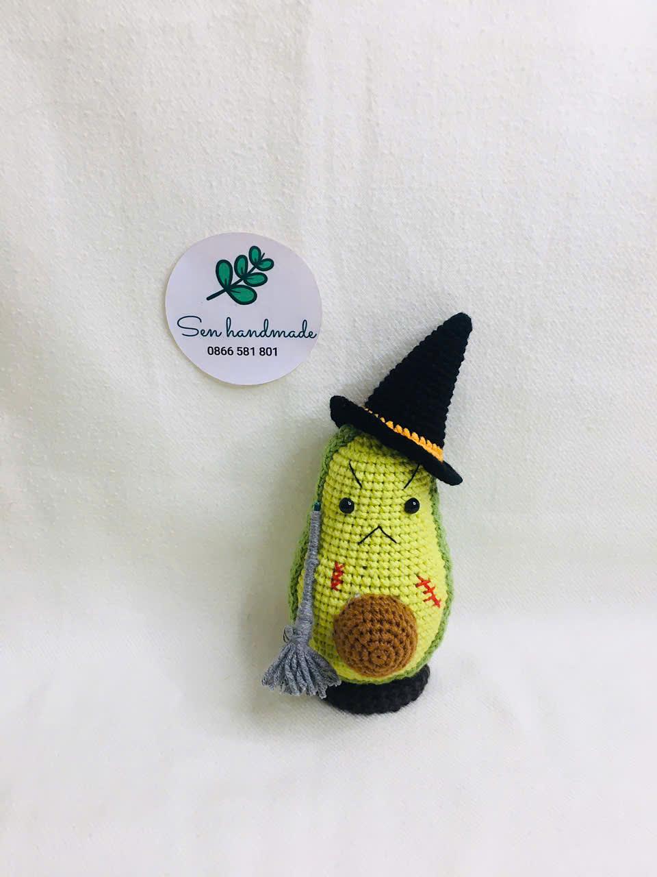 Withcy Avo- Crochet pattern- PDF file- English