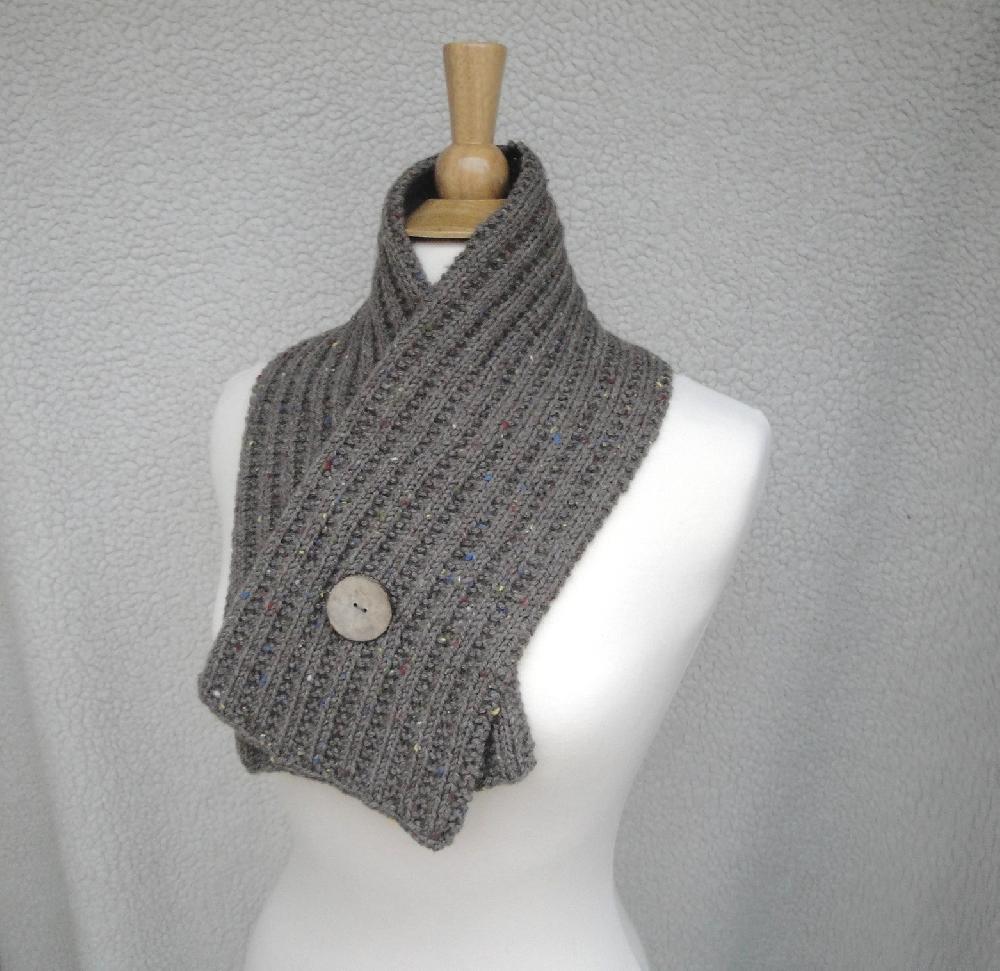 Button Wrap Scarf