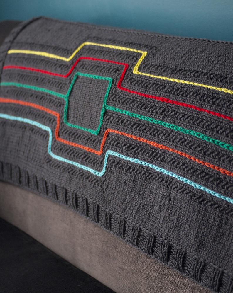 Modern Lines Throw
