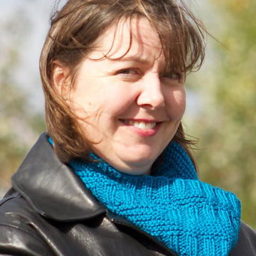 Giftable cowl