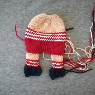 Forest Gnome Knitting Pattern – Soft Toy with Leaf Bed and Snail, beginners knit