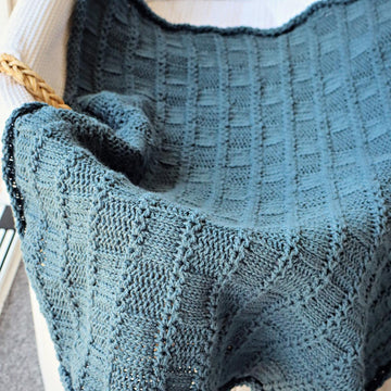 Checkerboard Cable Blanket