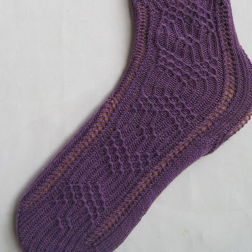 New Castle Clustered Socks