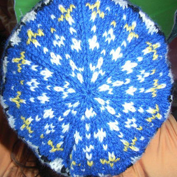 Night cat beanie