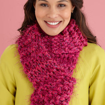 Fabulous Furry Scarf in Lion Brand Hometown USA and Fun Fur - L20118