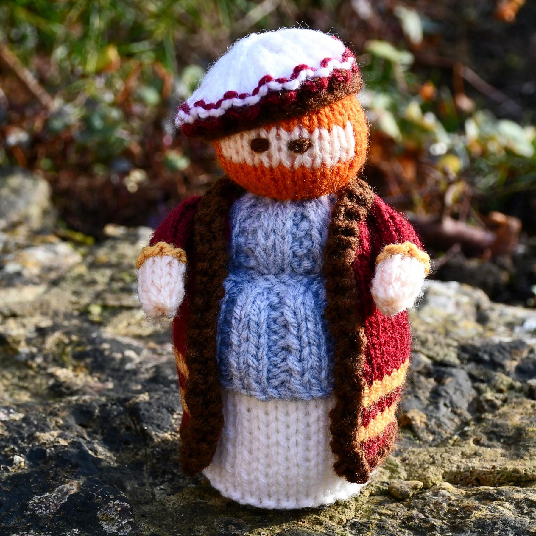 Henry VIII Doll Knitting Pattern - Toy Knitting Pattern