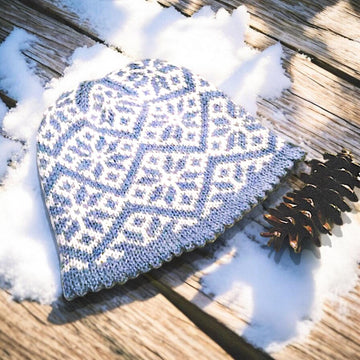 Paper Snowflakes Hat