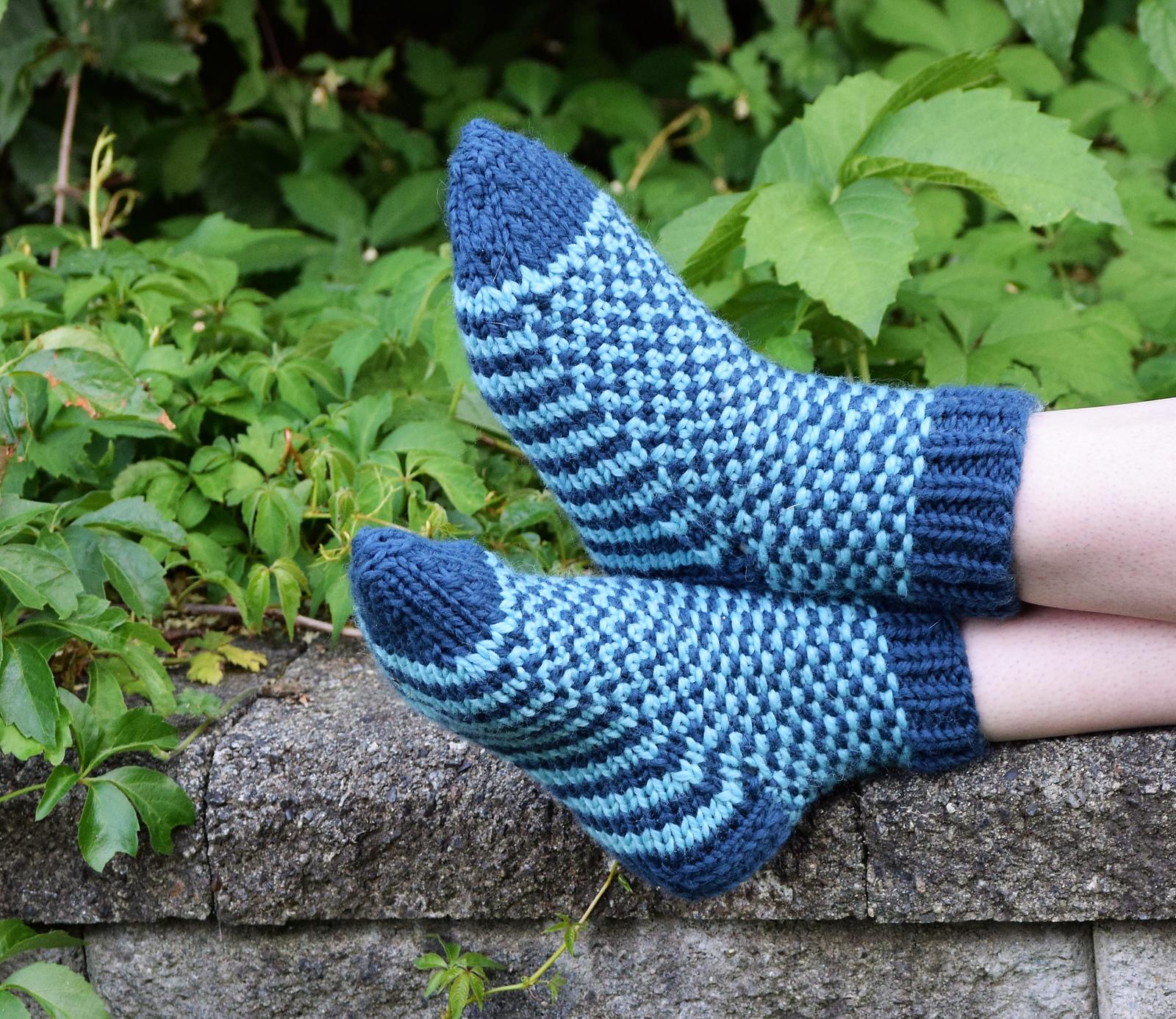 Yeti Slipper Socks