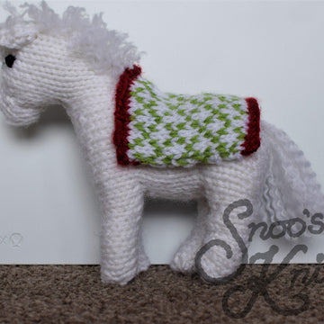 Saddle-Blanket for Horse or Pony Knitting Pattern Snoo's Knits