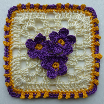 2 Colorful Lacy Squares