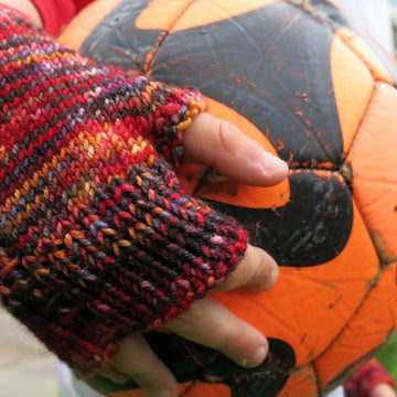 Stitch Up Mitts