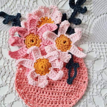 Flower Kissed Vases Appliques