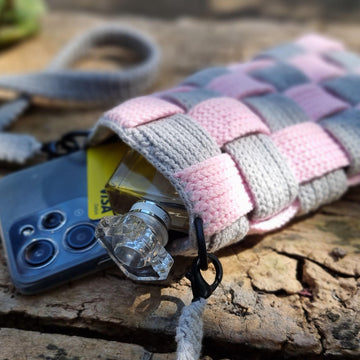 Mobile phone crossbody shoulder bag crochet pattern T3