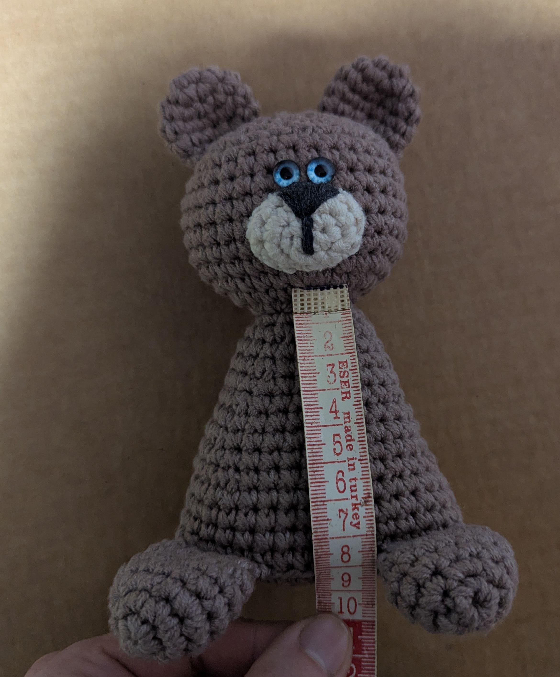 Bear Amigurumi Phone Stand English-US