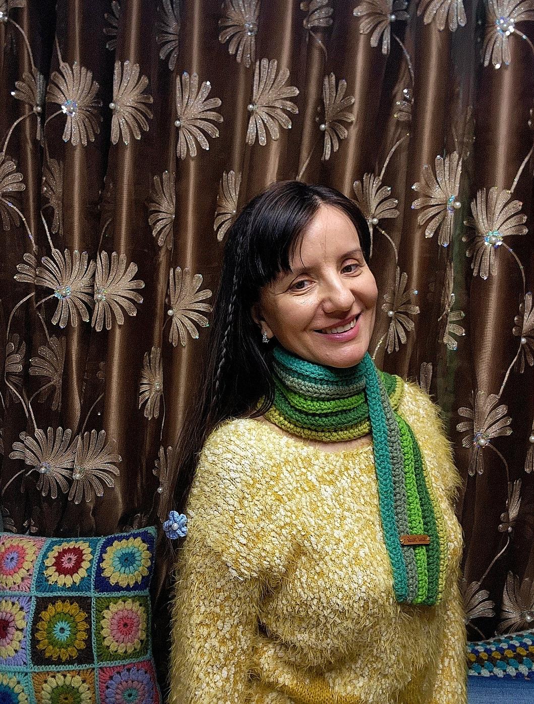 Mistral Keyhole Winter Scarf