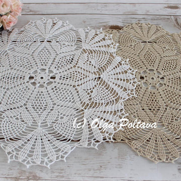 Pineapple Bouquet Doily