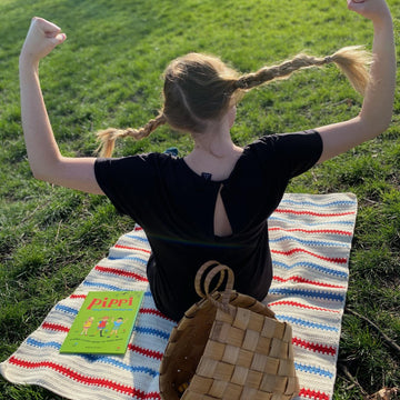 Longstocking blanket