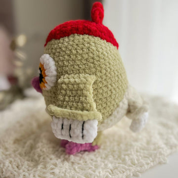 Owl and woodpecker toys