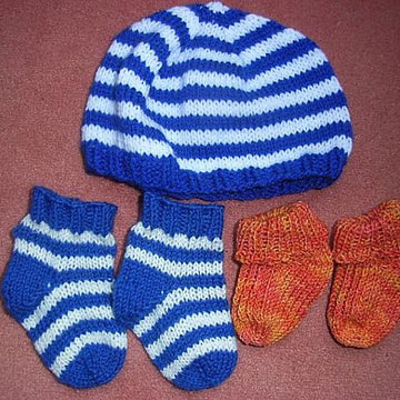 Tiny stripes (baby socks)