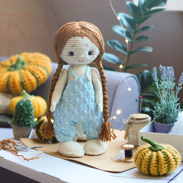 Crochet Pattern Bobble overalls for toys