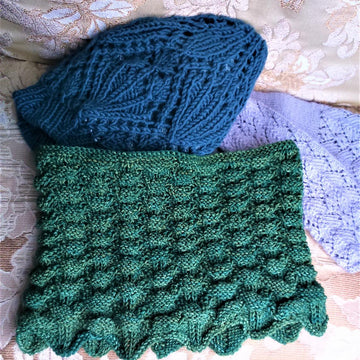 Pebbles and Scales Cowl