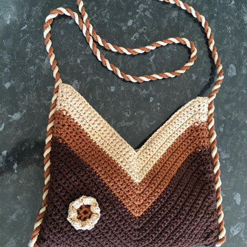 Chevron V bag
