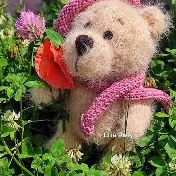 Artist Bear
