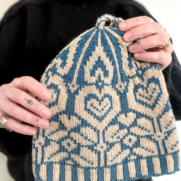Cold Hearts Hat
