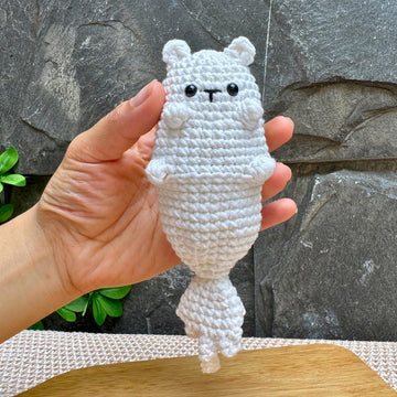 Polar Bear Flip the Bird