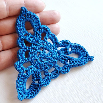 Triangle motif
